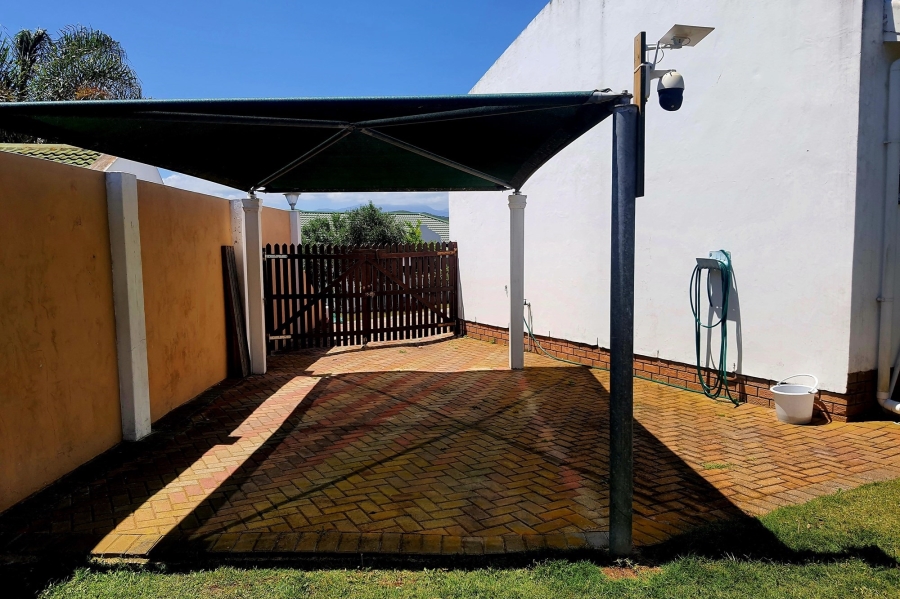 3 Bedroom Property for Sale in Fraaiuitsig Western Cape